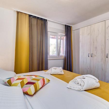 Providenca Accommodation Mali Lošinj Dış mekan fotoğraf