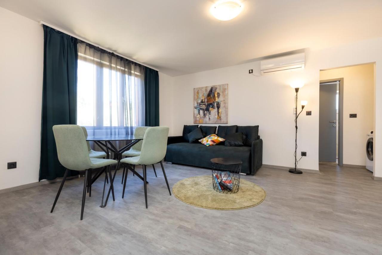 Providenca Accommodation Mali Lošinj Dış mekan fotoğraf