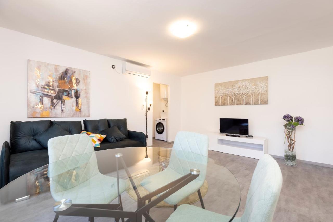Providenca Accommodation Mali Lošinj Dış mekan fotoğraf