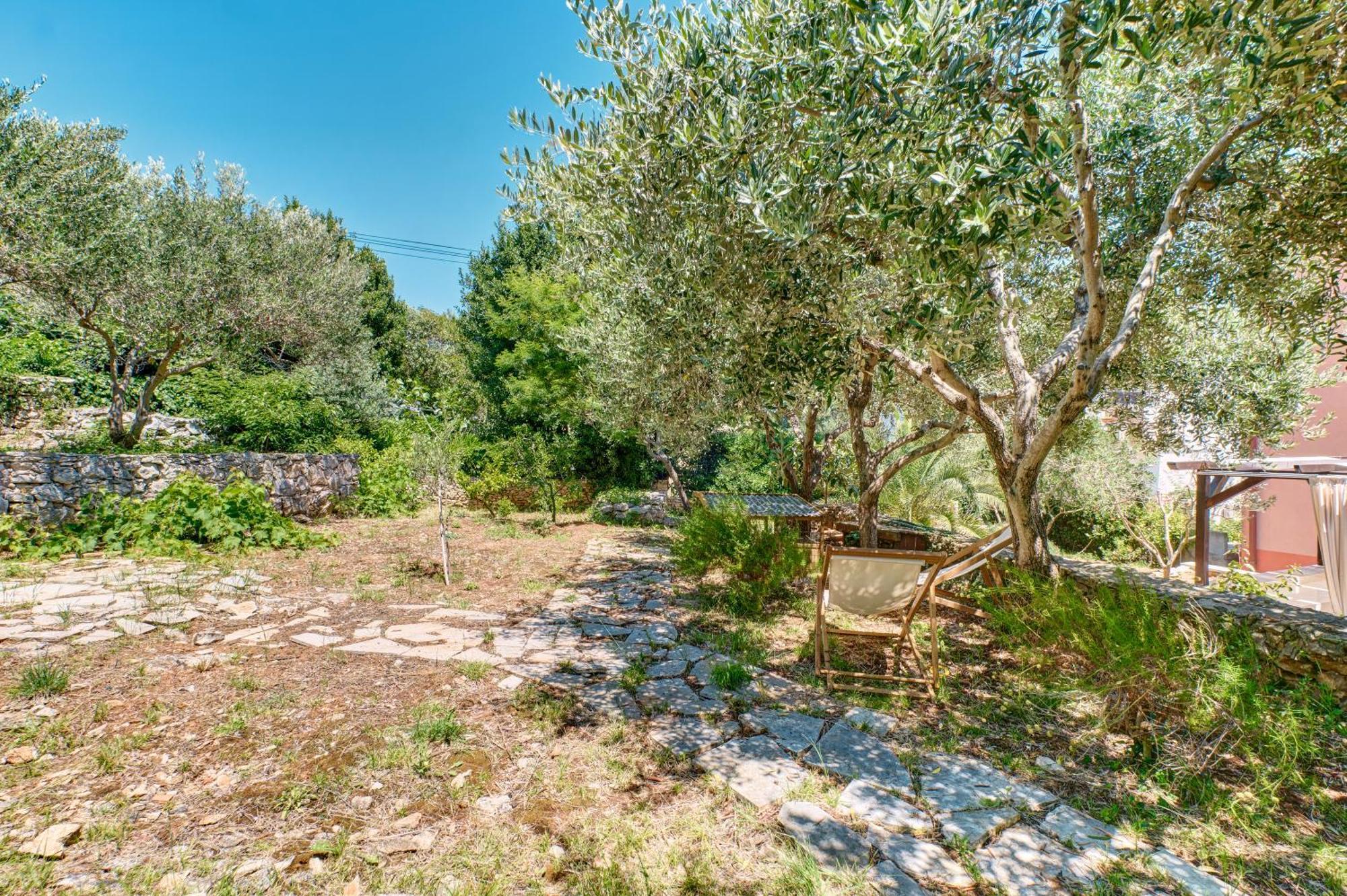 Providenca Accommodation Mali Lošinj Dış mekan fotoğraf